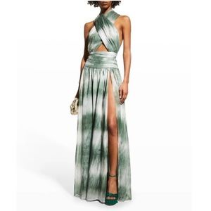 Bronx and Banco Mariana Gown